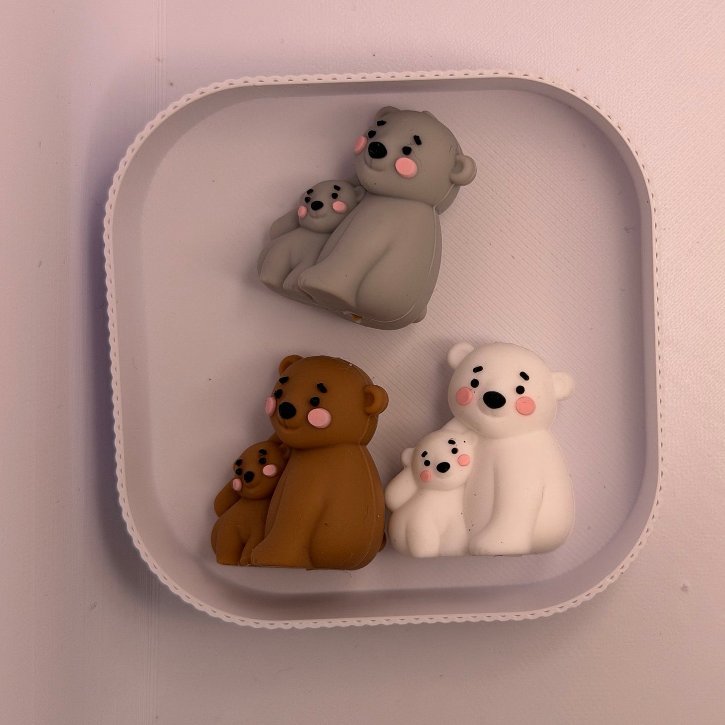 Knuffelende ijsbeer